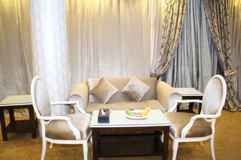 Al Muhaidb Residence Al Dowally