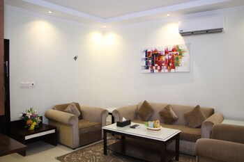 Al Muhaidb Residence Al Dowally