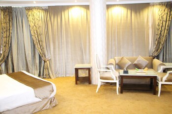 Al Muhaidb Residence Al Dowally