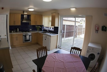 Brentwood Guest House Hotel
