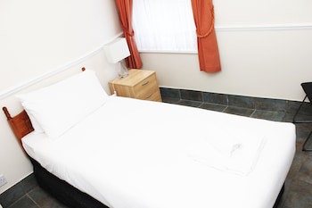 Brentwood Guest House Hotel
