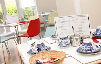 Brentwood Guest House Hotel