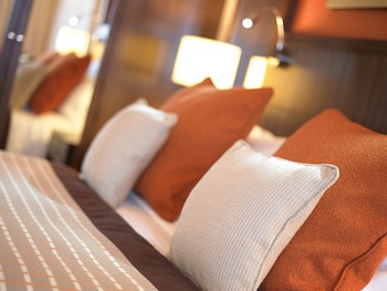 Best Western Plus Milford Hotel