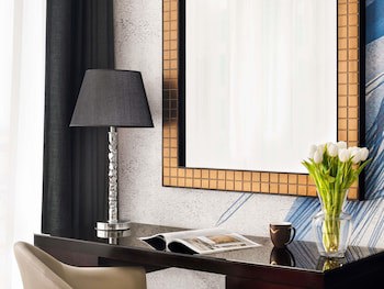 Movenpick Hotel Jumeirah Lakes Towers galeri fotoğrafı