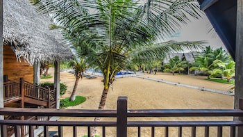 Maalu Maalu Resort & Spa