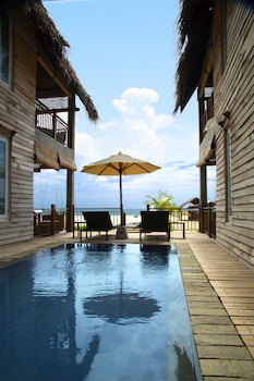 Maalu Maalu Resort & Spa