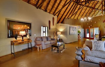 Black Rhino Game Lodge