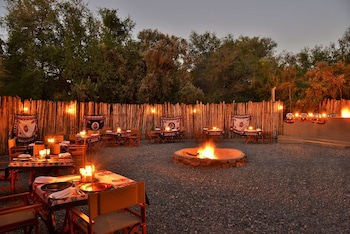 Black Rhino Game Lodge