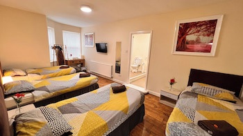 Castle Lodge Guest House