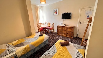 Castle Lodge Guest House