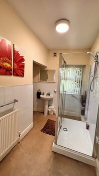 Castle Lodge Guest House