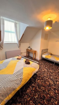 Castle Lodge Guest House