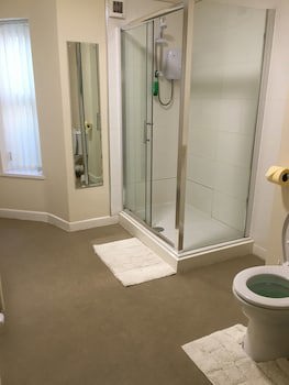 Castle Lodge Guest House