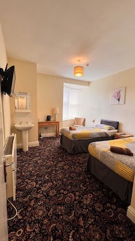 Castle Lodge Guest House