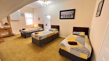 Castle Lodge Guest House