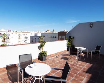 Plaza De La Luz Cadiz