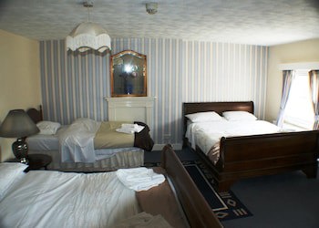 Bank House Hotel