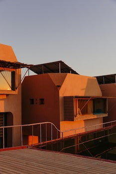 Dar Hi