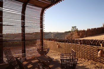 Dar Hi