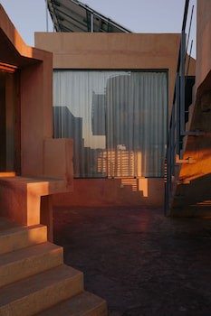 Dar Hi