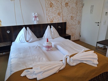 Alma Boutique Hotel