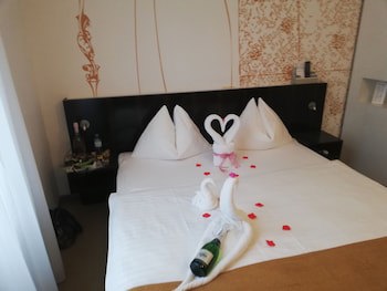 Alma Boutique Hotel