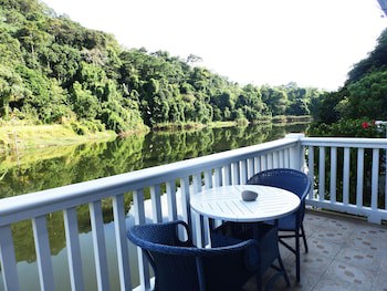 Serenity Lakeside Resort