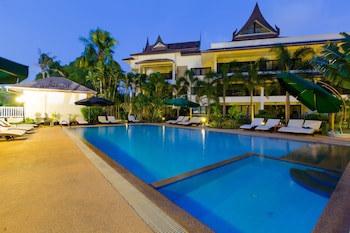 Serenity Lakeside Resort
