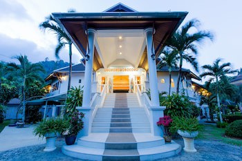 Serenity Lakeside Resort