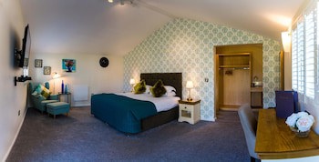 Manor Court Hotel