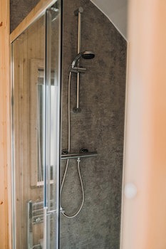 Manor Court Hotel