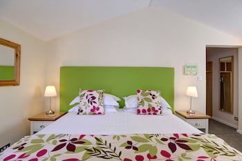 Manor Court Hotel