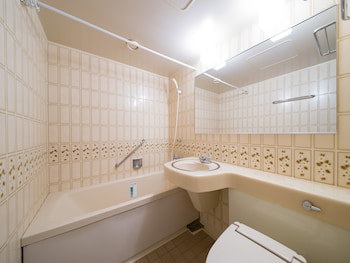 Apa Hotel Matsuyamajo Nishi
