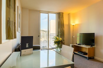 Astelia Apartment Hotel