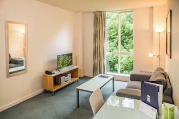 Astelia Apartment Hotel