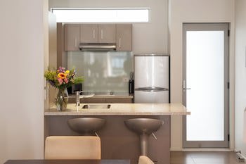 Boulcott Suites
