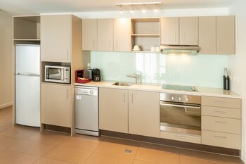 Boulcott Suites