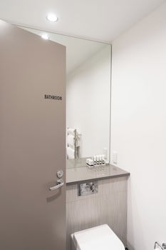 Boulcott Suites