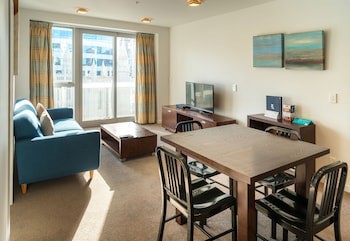 Boulcott Suites