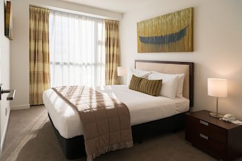 Boulcott Suites