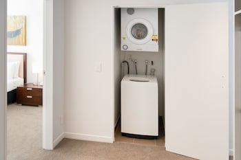 Boulcott Suites