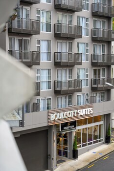 Boulcott Suites