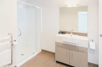 Boulcott Suites