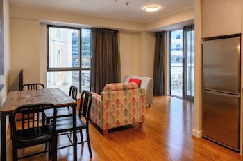 Boulcott Suites