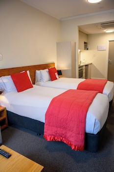 Boulcott Suites