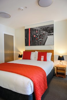 Boulcott Suites