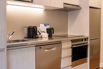 Boulcott Suites