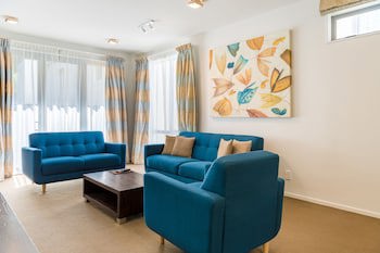 Boulcott Suites