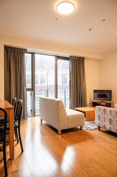 Boulcott Suites