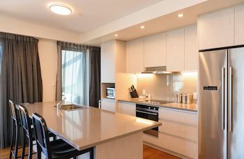 Boulcott Suites